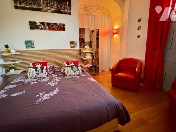 Appartement d'exception au coeur d'un château ? 233 m² et 8 hectares de nature
Dans un cadre r...