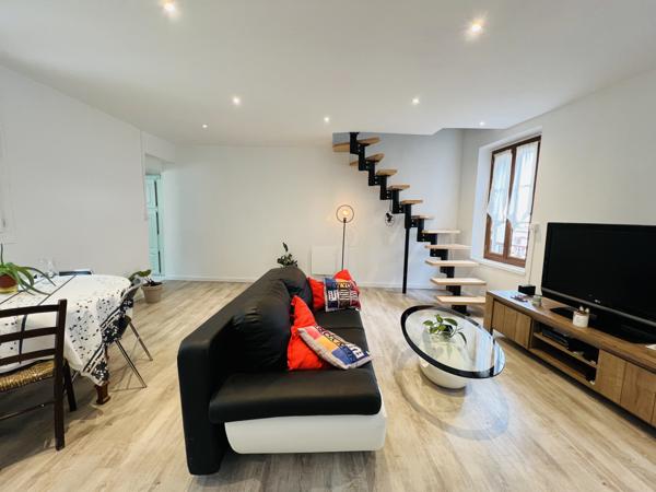 Saint-Clément (89100) Maison Saint Clement 3 pièce(s) 72 m2