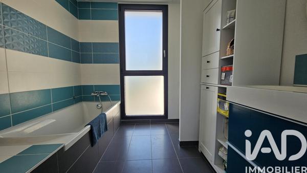 Maison à vendre 6 pièces 141 m² Saint-Philbert-de-Grand-Lieu
