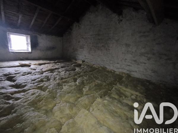 Maison à vendre 3 pièces 85 m² Sauzé-Vaussais