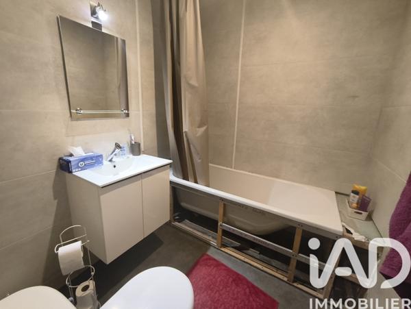 Maison à vendre 3 pièces 85 m² Sauzé-Vaussais