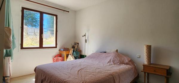 Maison au calme avec piscine et panneaux photovoltaïques