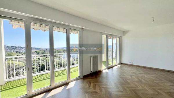 Vente Appartement 3 pièces 73 m2 à Saint-Raphaël