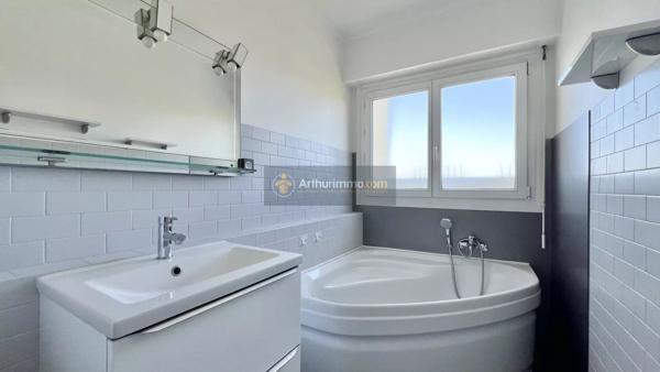 Vente Appartement 3 pièces 73 m2 à Saint-Raphaël