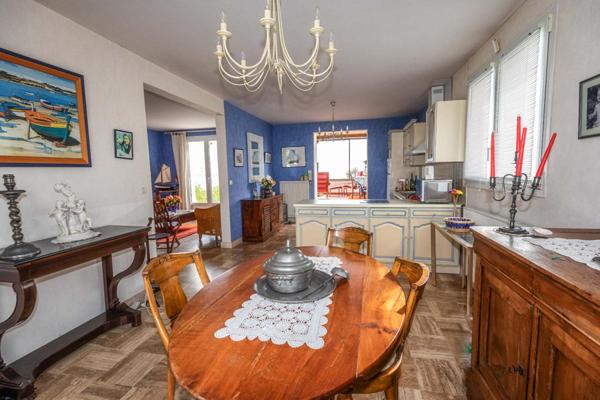 Maison Groix 10 pièce(s) 165 m2