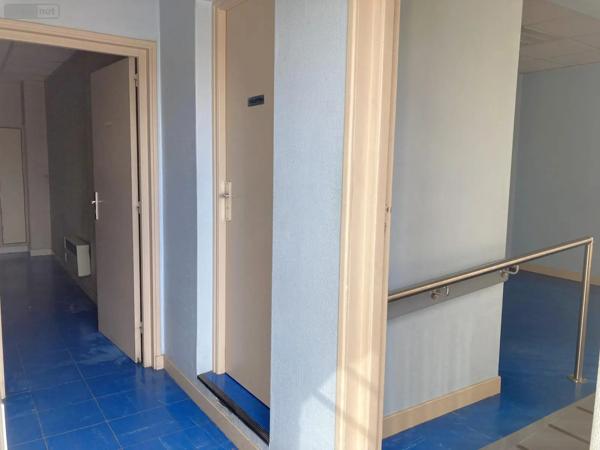 Achat - Fonds et/ou murs commerciaux Saint-Denis-en-Bugey 01500 44 m 2