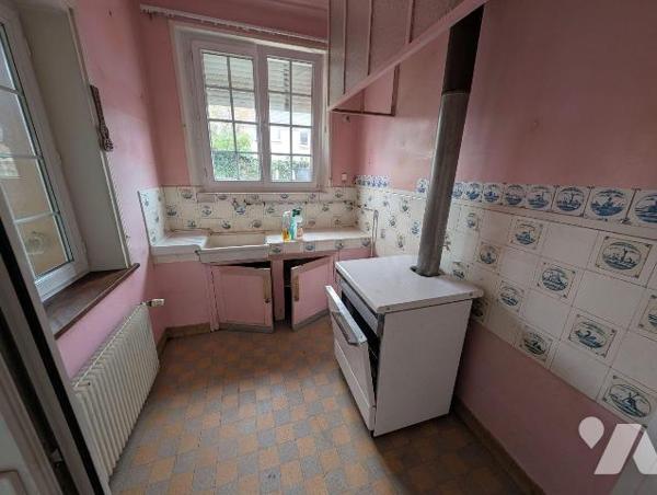 Faire vite ! Rare sur le secteur, quartier Victoire, MAISON  d'une surface de 88m² à rénover, a...