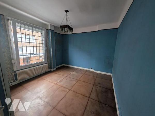Faire vite ! Rare sur le secteur, quartier Victoire, MAISON  d'une surface de 88m² à rénover, a...