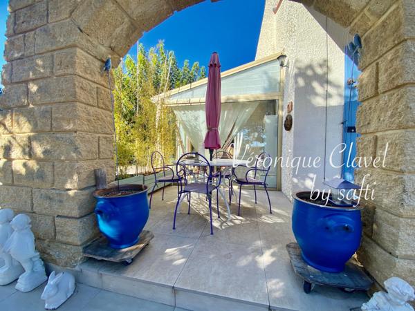 Belle villa de 130m2 ,posée sur un terrain de 1530m2 avec sa superbe piscine