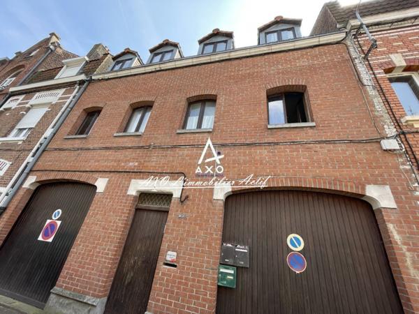 Immeuble de Rapport de 215 m² de SH et de 10 Pièces