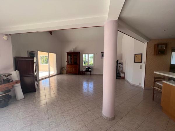 Maison familiale 5 chambres, grand terrain, panneaux solaires –Villeneuve-sur-Lot - Lot et Garonne