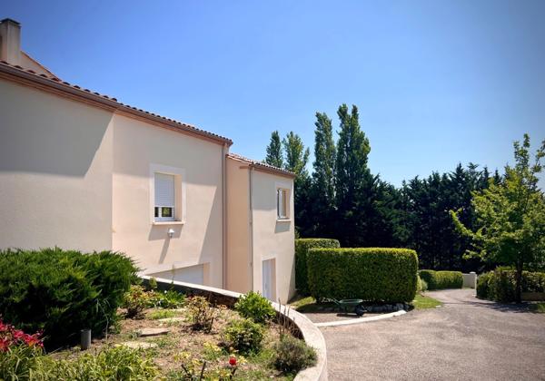 Maison familiale 5 chambres, grand terrain, panneaux solaires –Villeneuve-sur-Lot - Lot et Garonne