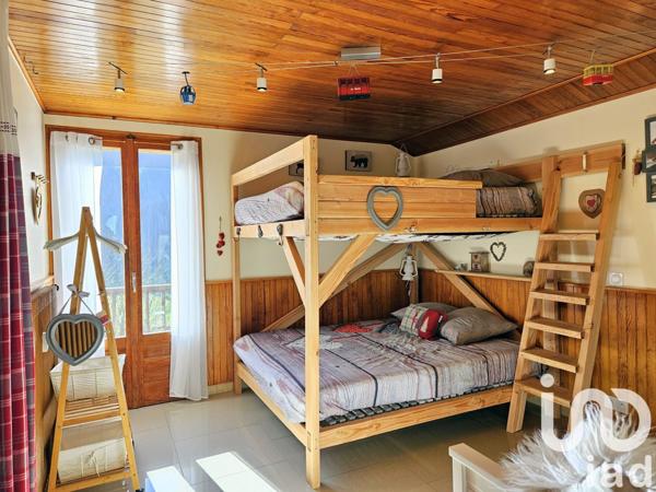 Appartement 4 pièces de 82 m² à La Clusaz (74220)