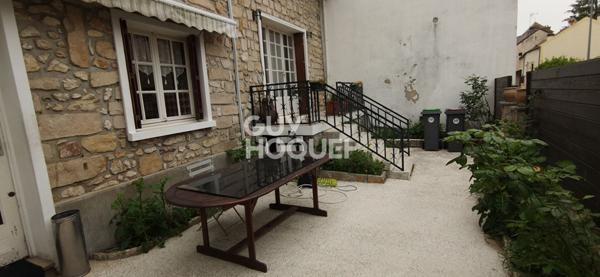 Maison de 120 m2 située à Veneux Les Sablons avec 3 chambres à 7 mn à pieds de la gare de Veneux