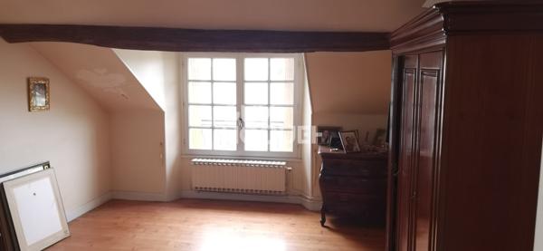 Maison de 120 m2 située à Veneux Les Sablons avec 3 chambres à 7 mn à pieds de la gare de Veneux