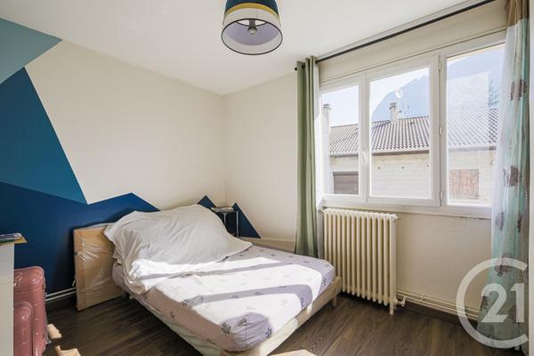 Appartement F4 à vendre  4 pièces - 96,26 m2 ST EGREVE - 38