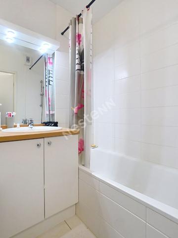 Appartement Avrillé 2 pièce(s) 43 m2 DERNIER ETAGE