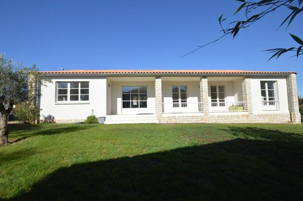 Maison Sainte Soulle 7 pièce(s) 140 m2