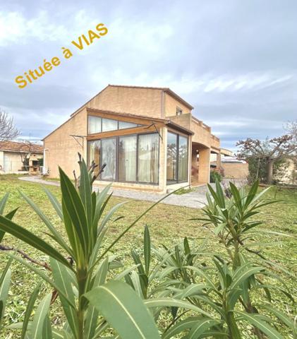 VILLA 5 PIÈCES et 608M2 DE TERRAIN à 5mn en voiture des PLAGES