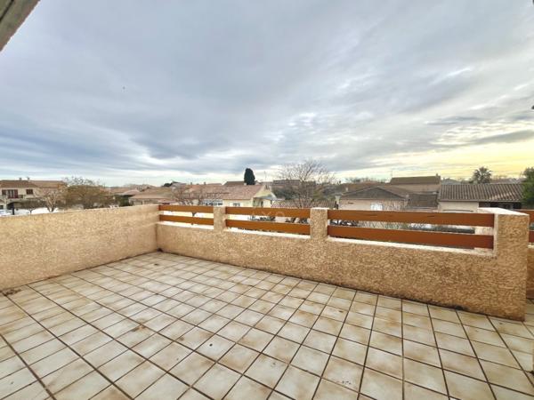 VILLA 5 PIÈCES et 608M2 DE TERRAIN à 5mn en voiture des PLAGES