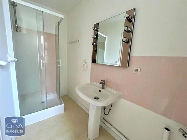 Appartement à louer 2 pièces 52.45m²