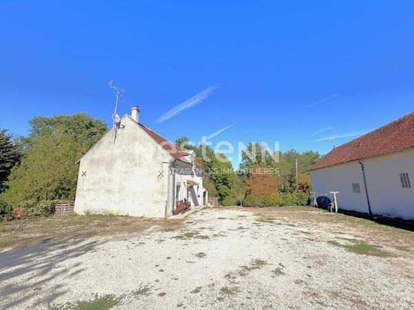 MAISON 3 PIECES AVEC DÉPENDANCES DANS UN ENVIRONNEMENT CALME À MEUSNES (LOIR ET CHER 41)