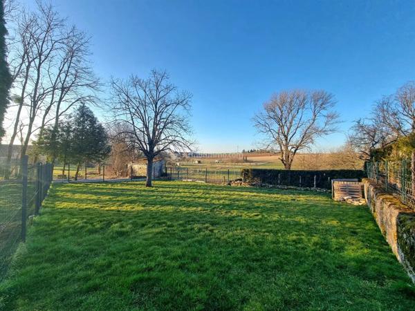 Vente                                                      Maison de village
                        
                     4 pièces                      82 m2                     à Chalvraines