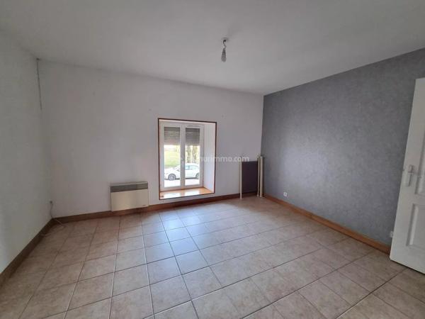 Vente                                                      Maison de village
                        
                     4 pièces                      82 m2                     à Chalvraines