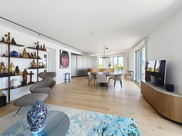 LORIENT – Appartement T5 de grand standing avec vue