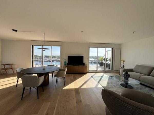 LORIENT – Appartement T5 de grand standing avec vue