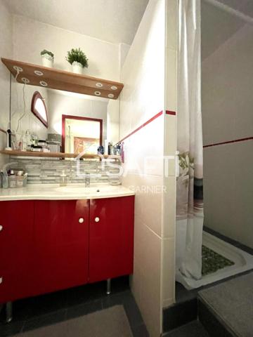 Maison 8 pièces de 192 m² environ, 5 chambres, espace bureau indépendant