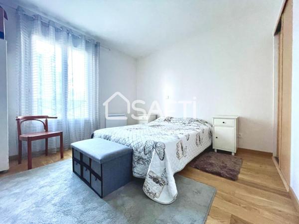 Maison 8 pièces de 192 m² environ, 5 chambres, espace bureau indépendant