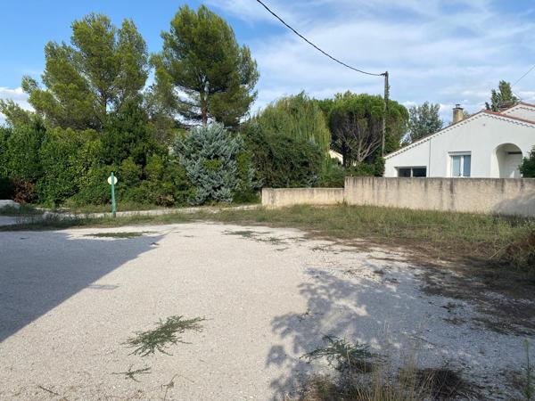 Rare Terrain d’environ 320 m2