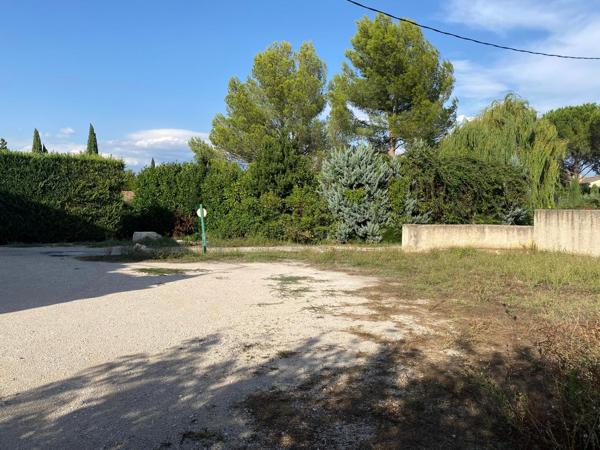 Rare Terrain d’environ 320 m2