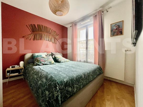 T4 de 78 m2 - Quartier centre ville avec jardin et parking.