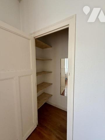 A VENDRE STUDIO QUARTIER RECHERCHE