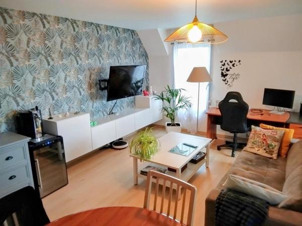 Appartement avec grand balcon et piscine