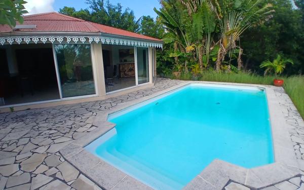 Maison à vendre    4 pièces •  Le Diamant