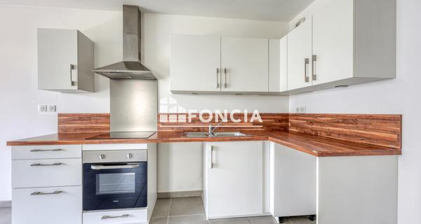 À vendre Appartement 3 pièces 61 m² - Six-fours-les-plages 83140