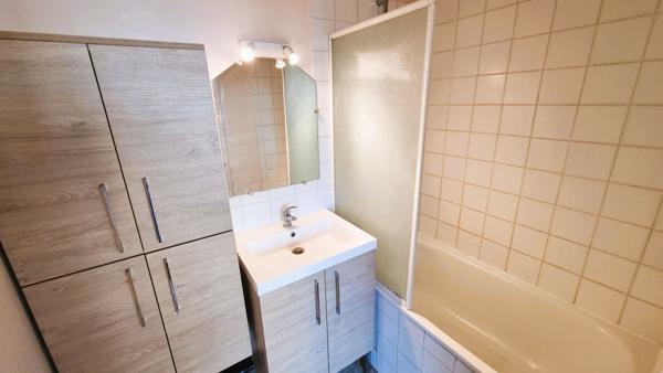 A LOUER - Appartement meublé à Clermont-Ferrand - 110 rue Anatole France - 2 pièce(s) 44 m2