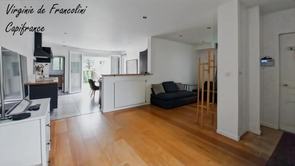Montreuil-A vendre maison 5p-Parfait état-3/4 chambres-122m2 au sol-Terrasse,jardin,cour,balcon-Garage-11mn métro L9