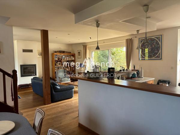 Maison à PLOEMEUR, 56270 - 8 pièces 201m²