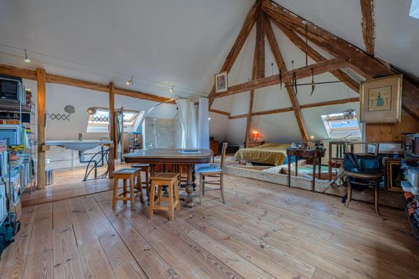 Loft en duplex avec vue à rénover à la campagne