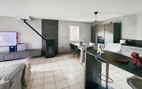 Maison à vendre    4 pièces • 100 m2 Bourg-Saint-Andéol