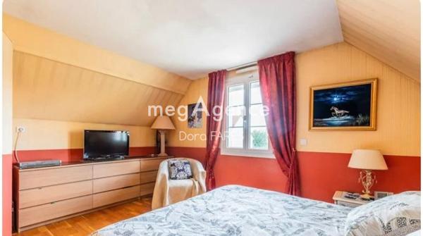 Maison à LONGJUMEAU, 91160 - 5 pièces 112m²