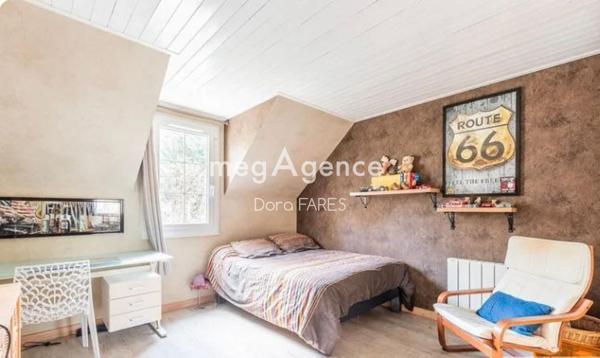 Maison à LONGJUMEAU, 91160 - 5 pièces 112m²