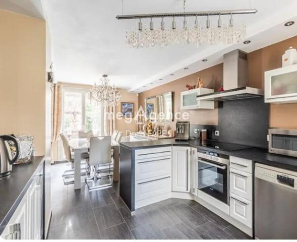 Maison à LONGJUMEAU, 91160 - 5 pièces 112m²