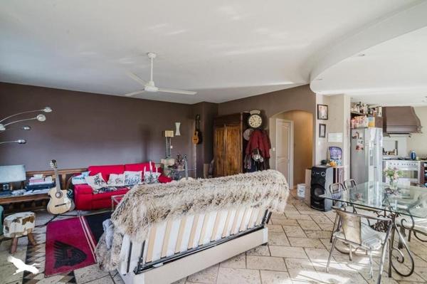 Maison à vendre |  Collonges-au-Mont-d'Or |  6 pièces | 211 m²