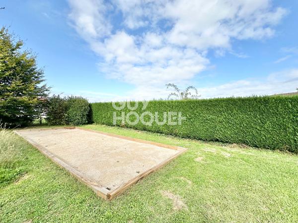 Maison de plain pied proche d'HAGETMAU de 111 m² avec piscine