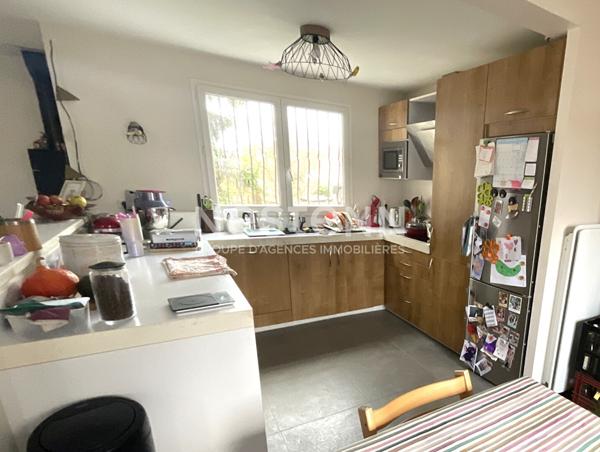 Maison 4 pièces de 82 m2 centre ville de Houilles